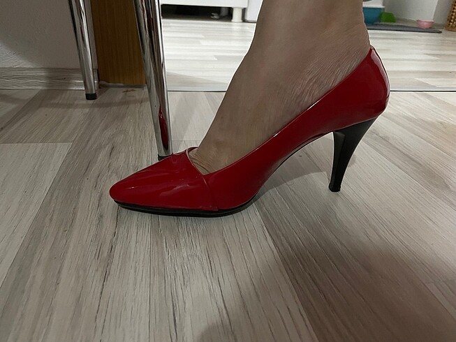 Diğer Kırmızı Topuklu Ayakkabı