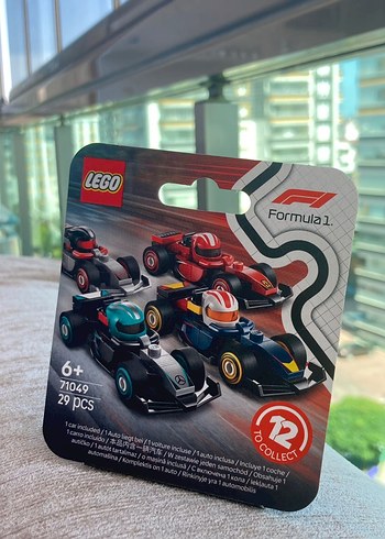 LEGO Formula 1 FERRARİ