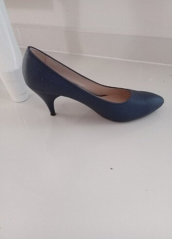 40 Beden Lacivert stiletto