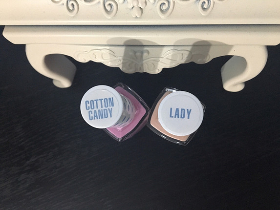 Pastel Oje Soft Pop serisi Cotton Candy ve Lady renkleri