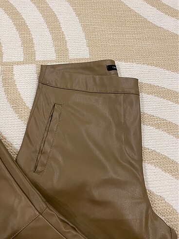 Kadın deri pantolon - Görsel 3