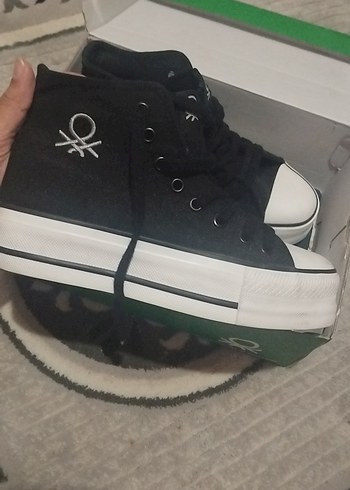 Benetton converse