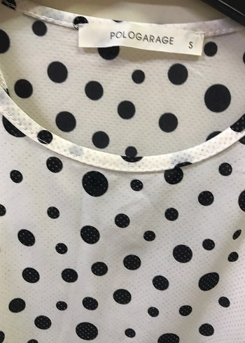 Puantiye Desenli Kolsuz Beyaz Bluz POLO GARAGE - Görsel 2