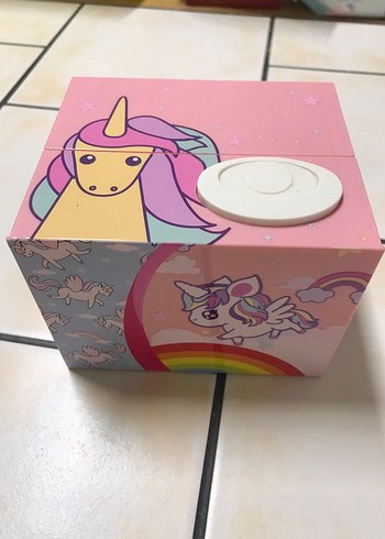 MÜZİKLİ/HAREKETLİ PARA YİYEN KUMBARA