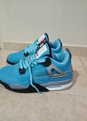 Nike Jordan retro blue 