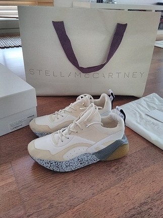 Stella McCartney sneaker