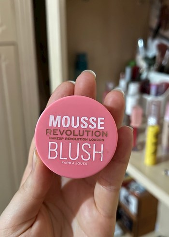 Revolution Pembe Allık - Görsel 2