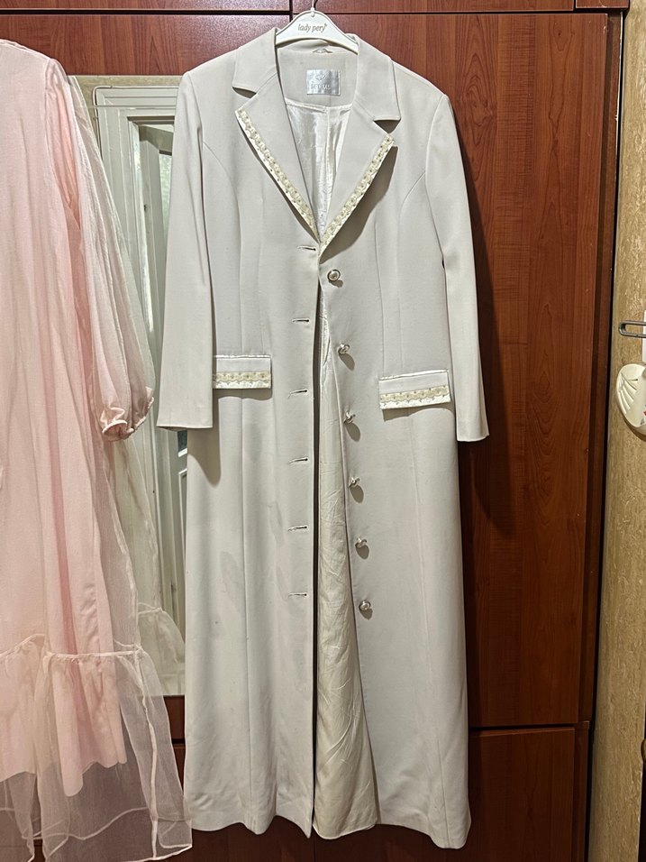 Beyaz Uzun Kadın Takım Ceketi - Görsel 2