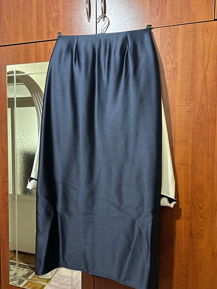 Düğmeli Beyaz Kadın Ceket Etek Takım - Görsel 4