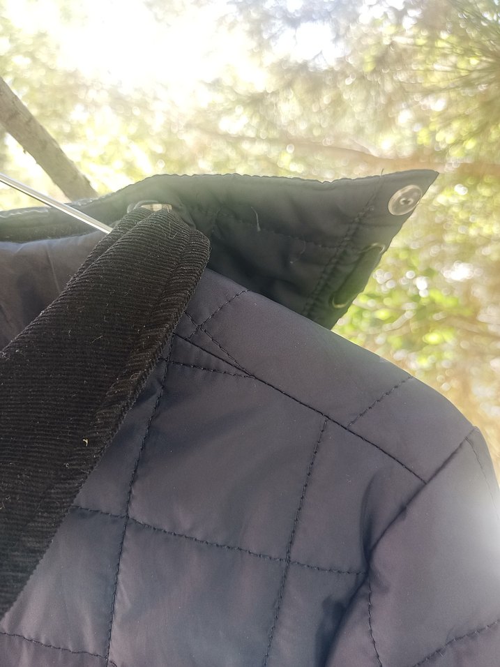 Erkek Çocuk Siyah Kapitone Düğmeli Mont panço - Görsel 4