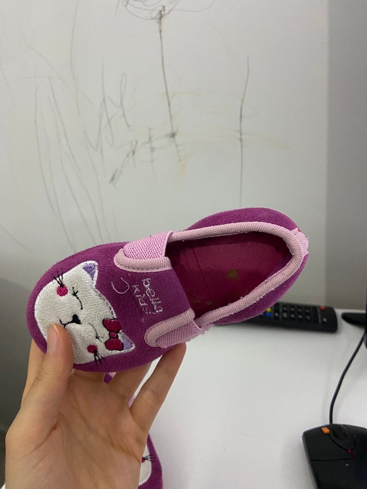 Kız Çocuk Pembe Kedi Desenli Sıcak Ev Terliği - Görsel 4