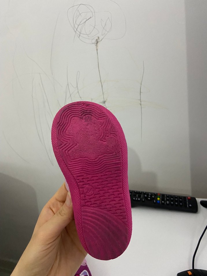 Kız Çocuk Pembe Kedi Desenli Sıcak Ev Terliği - Görsel 3