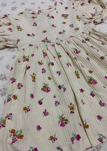 Beyaz Çiçekli Bohem Kız Elbisesi - Görsel 2