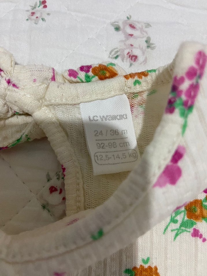 Beyaz Çiçekli Bohem Kız Elbisesi - Görsel 3