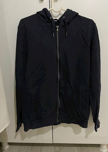 LC Waikiki m