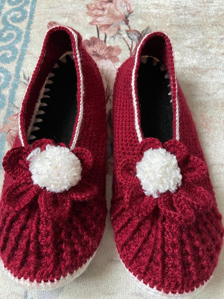 Bordo Örgü Ev Terliği, Ponponlu - Görsel 2