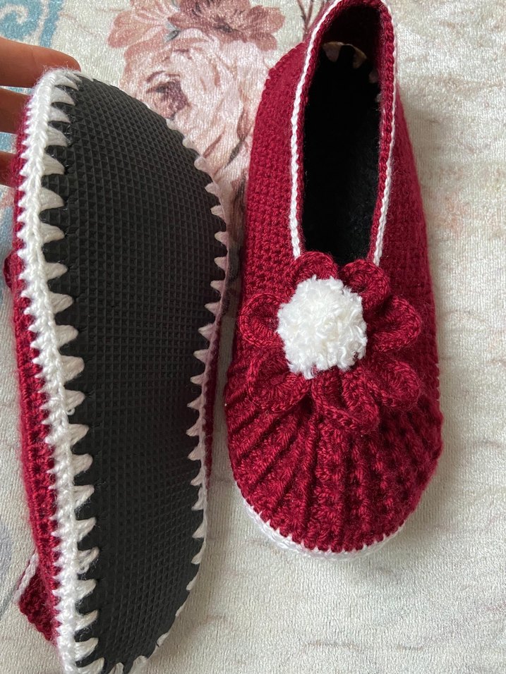 Bordo Örgü Ev Terliği, Ponponlu - Görsel 3