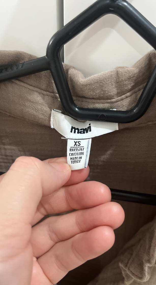 Bej Kısa Kollu Düğmeli Keten Gömlek - Görsel 2