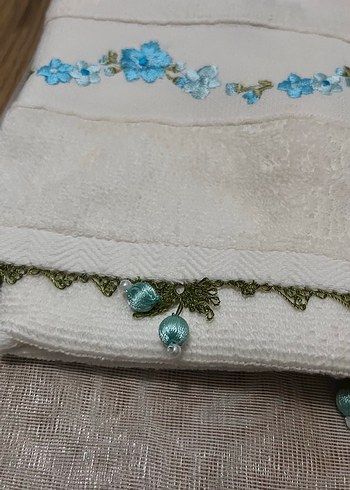 Nakışlı Beyaz Havlu - Görsel 8