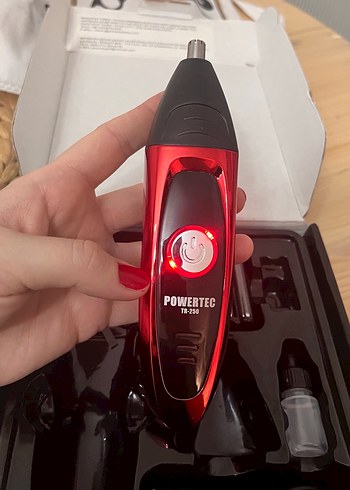Powertec Kırmızı Şarjlı Erkek Bakım Seti - Görsel 4