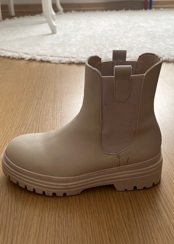 Bej Kadın Dolgu Topuk Bot - Görsel 6