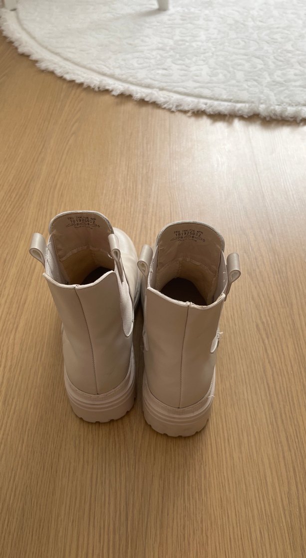 Bej Kadın Dolgu Topuk Bot - Görsel 4