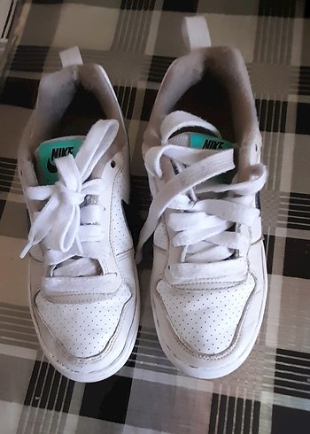 diğer Beden Nike Beyaz Bağcıklı Spor Ayakkabı