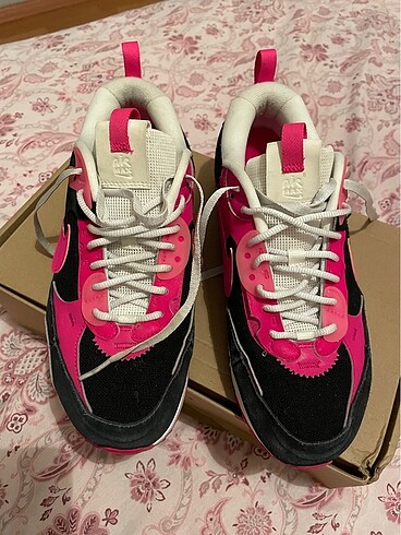 Orjinal nike