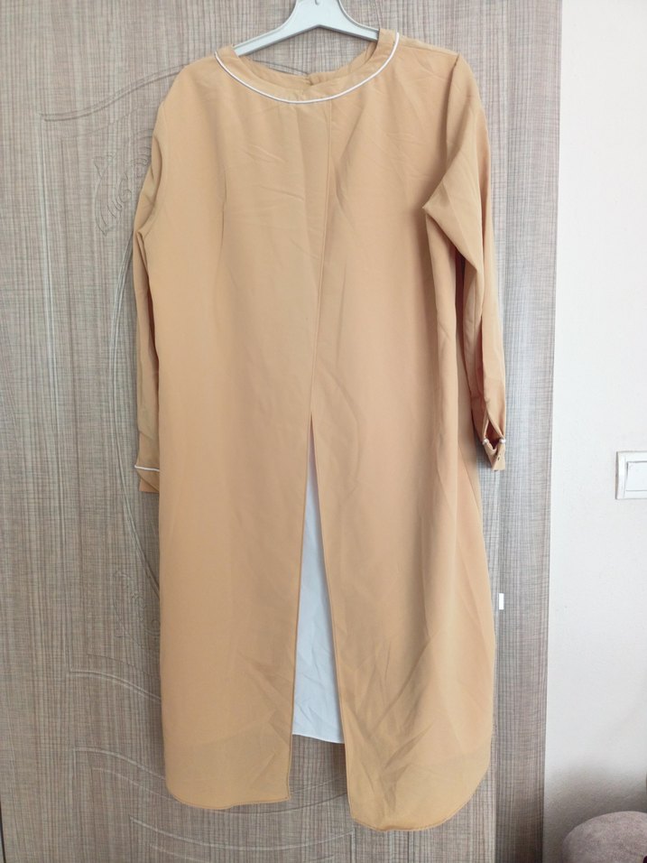 Bej Düğmeli Uzun Kollu Kadın Tunik - Görsel 2