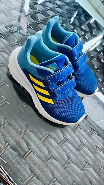 adidas tensaur run 2.0 çok iyi durumda..