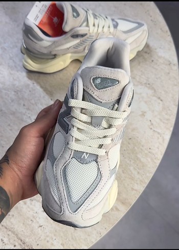 38 Beden beyaz Renk New Balance 9060 Sea Salt orijinal Spor Ayakkabı
