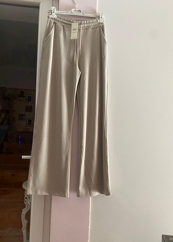 Orijinal Marka Alo Yoga Eşofman Alt - Görsel 7