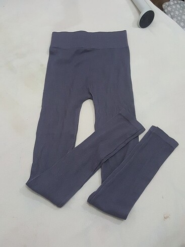 Ürün sıfırdır  L beden olmadığı için satıyorum  fitilli tayt - Görsel 2