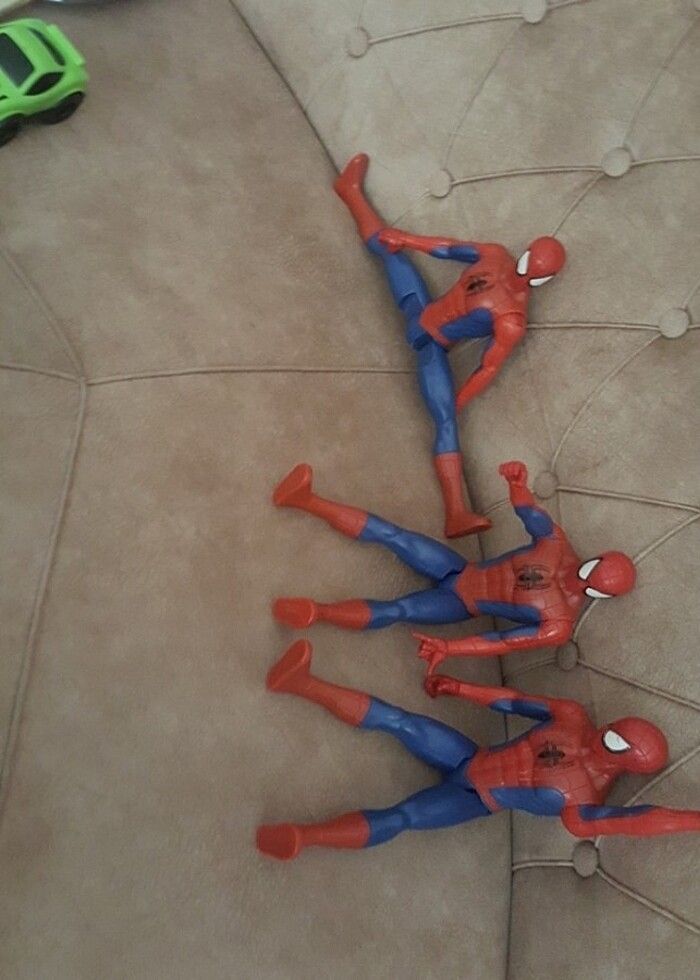 Kafasi kolu bacağı komple 360 derece dönüyor - Görsel 4