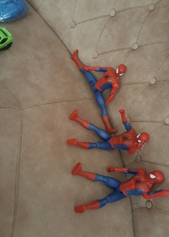 Kafasi kolu bacağı komple 360 derece dönüyor - Görsel 5