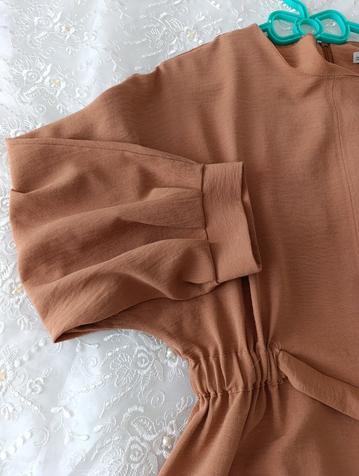 Bej Bol Kesim Midi Hamile Tunik - Görsel 2