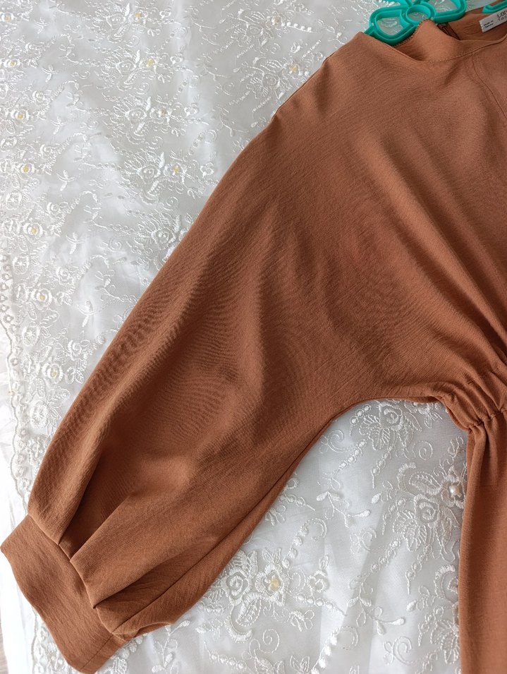 Bej Bol Kesim Midi Hamile Tunik - Görsel 3