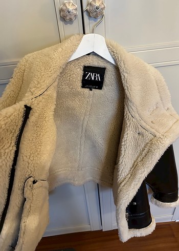 s Beden siyah Renk Zara Kürk Detaylı Siyah Deri Kadın Ceket
