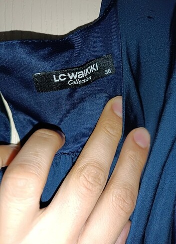 LC Waikiki Wakiki elbise