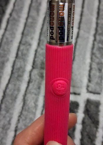 Pembe Selfie Çubuğu ve Tripod - Görsel 9