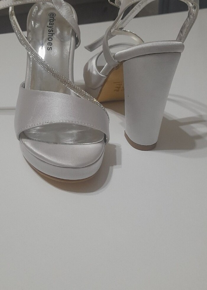 Gümüş Taşlı Topuklu Ayakkabı - Görsel 3