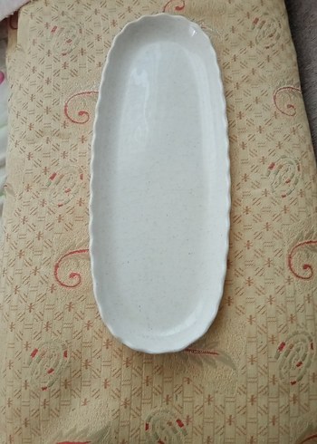 Beyaz Uzun Seramik Sunum Tabağı