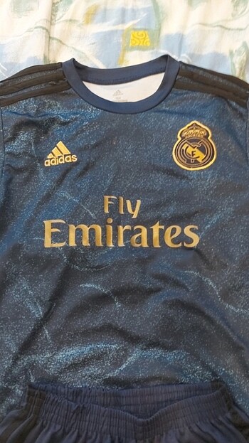 Adidas Real madrid forma 
