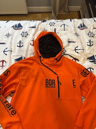 Turuncu sweatshirt
