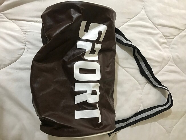 Spor çantası