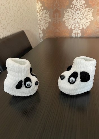 Erkek Bebek Örgü Panda Desenli Patik - Görsel 2
