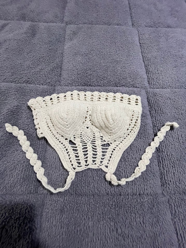 Nakışlı Örgü Beyaz Mini Büstiyer - Görsel 2