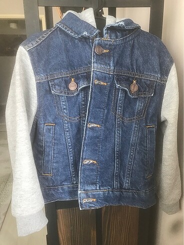 LC Waikiki Erkek çocuk kot ceket