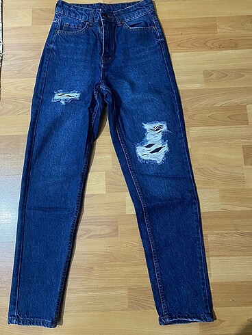 Yırtık Mom jeans