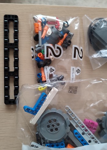  Beden LEGO Technic Uzay Aracı Yapım Seti